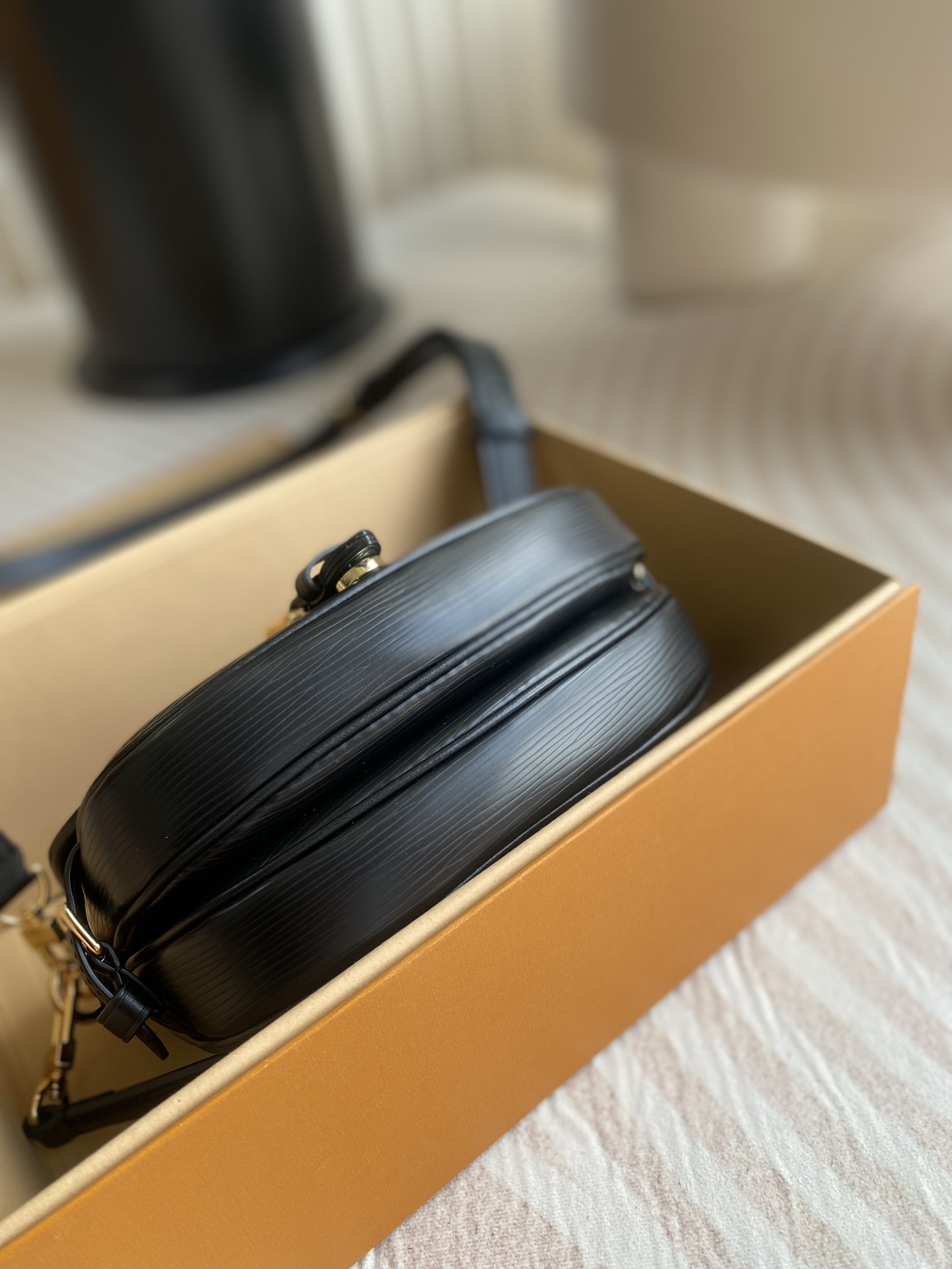 Louis Vuitton Luxury Handbag Collection 4