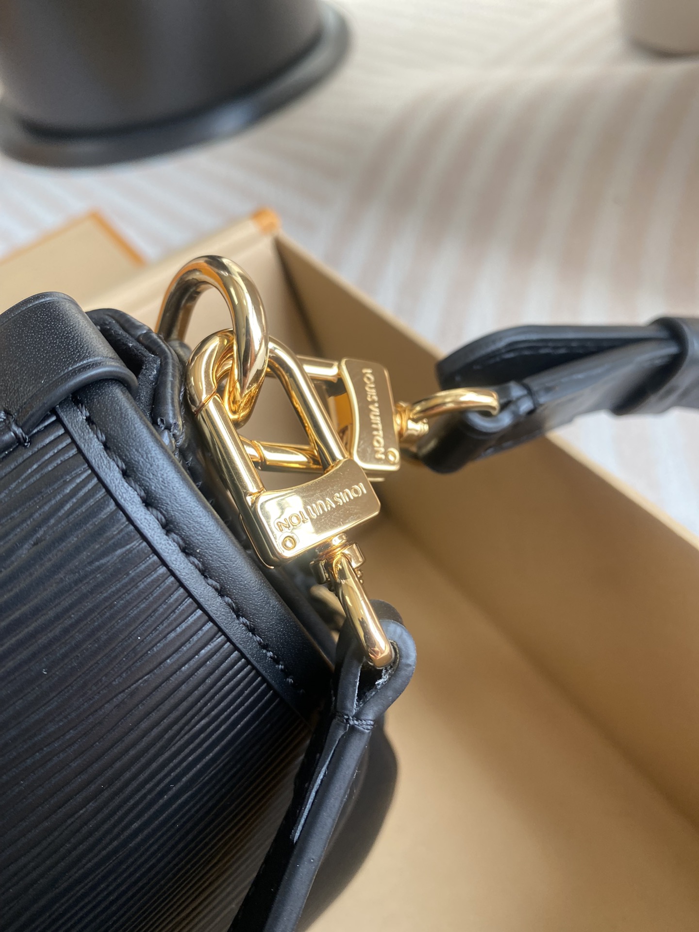Louis Vuitton Luxury Handbag Collection 6