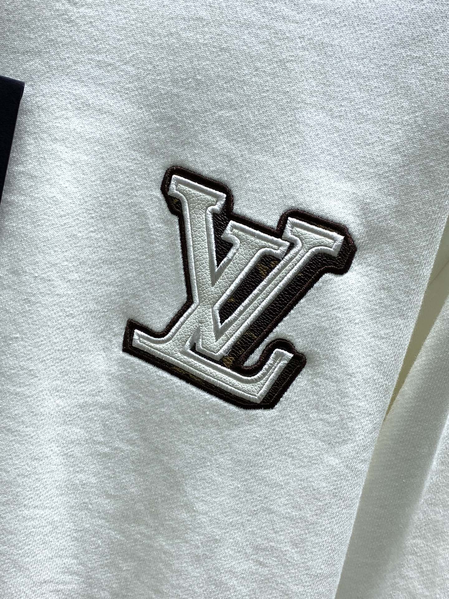 Louis Vuitton Haute Couture Designer Jacket Coat Ready-to-Wear 4