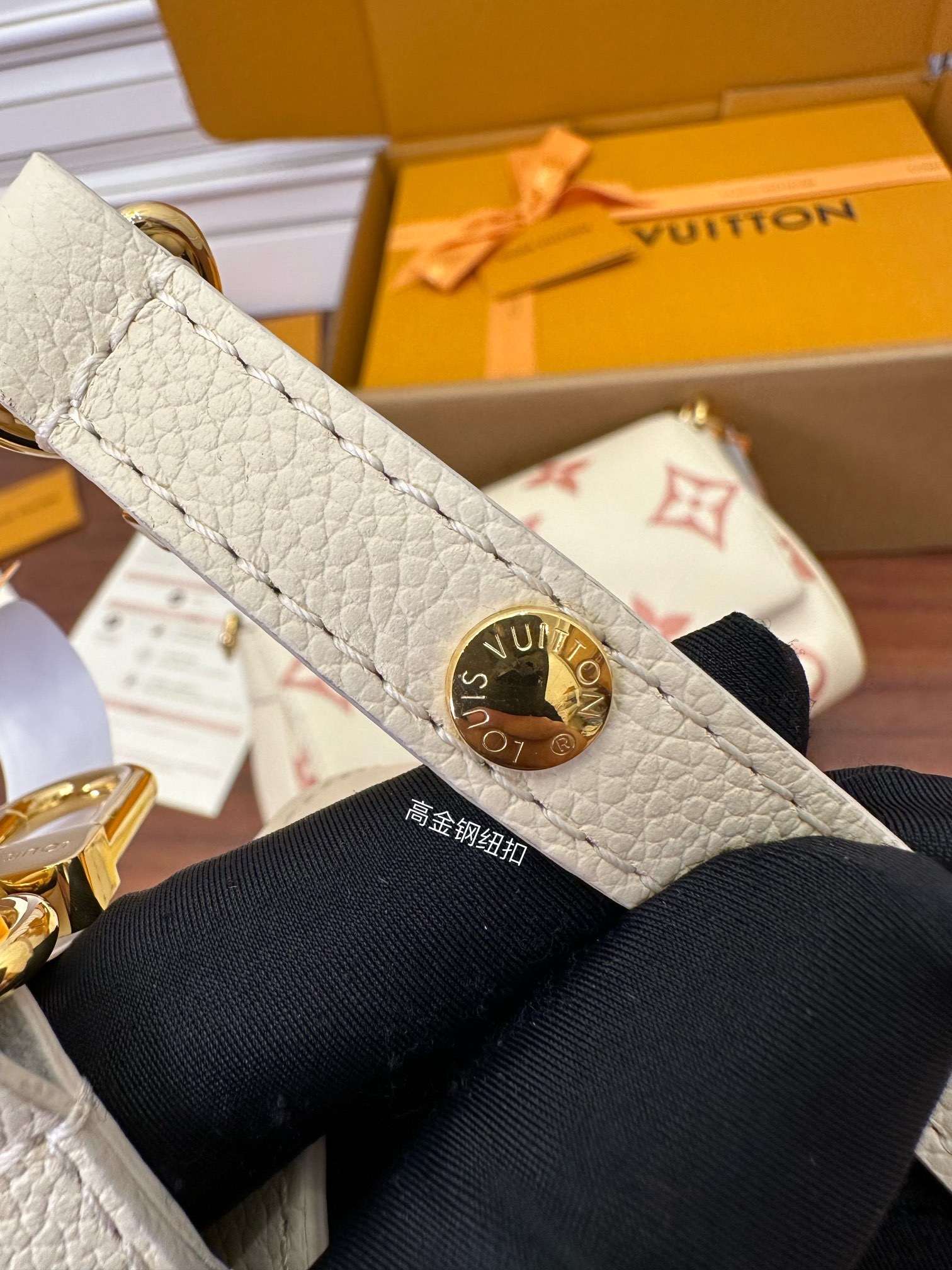 独家首发型号特正版M46393品质全面再次升级专柜同步电子芯片内码新礼盒礼品袋保护纸铜版电子标签合格证皮
