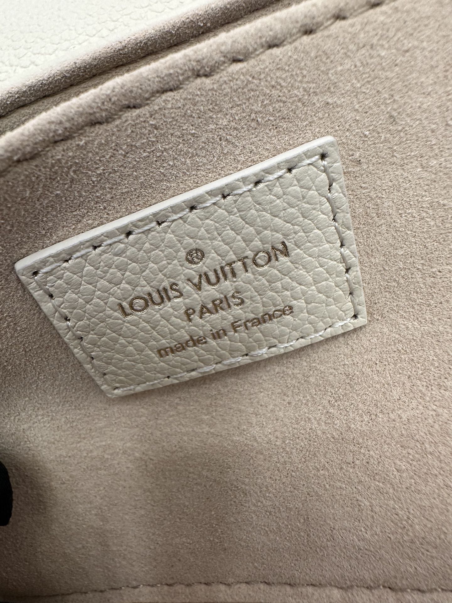 M46393 Full Details ① - Bag 2