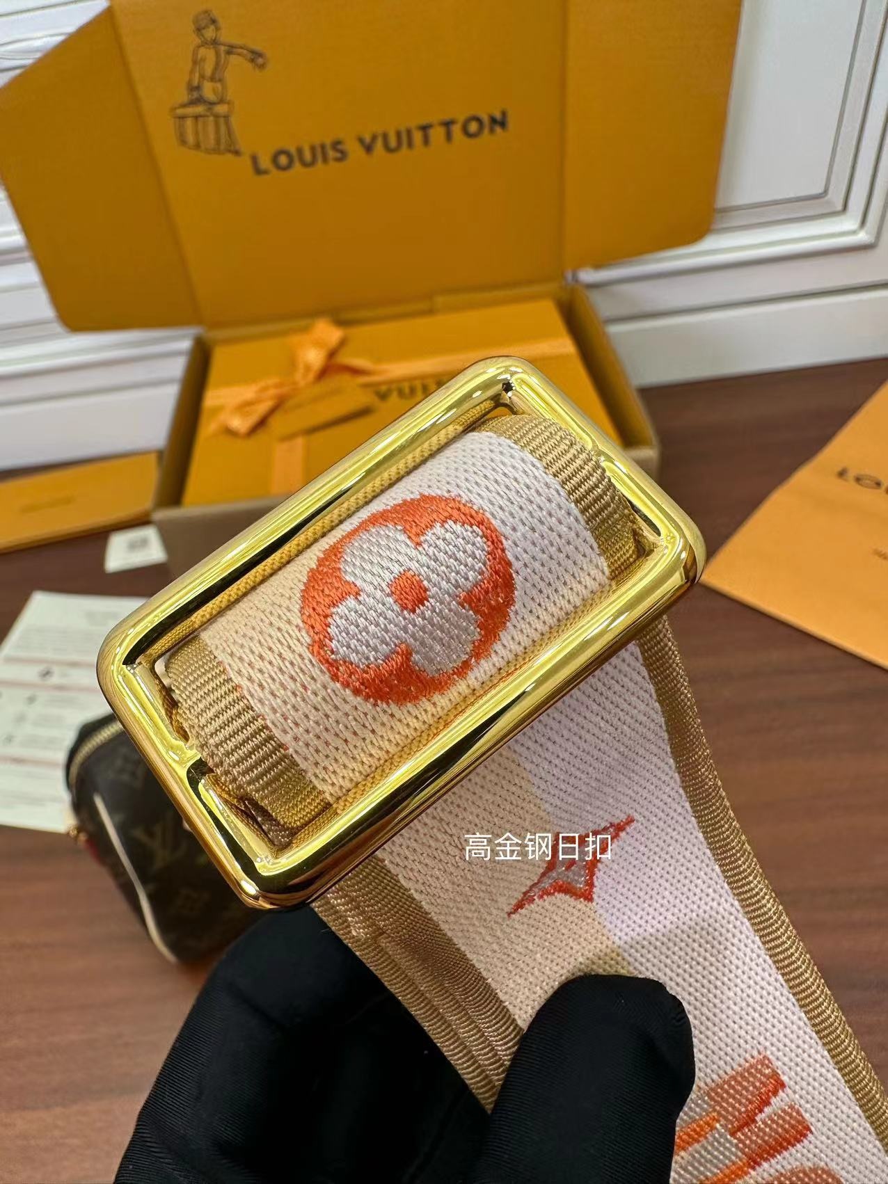 独家首发型号特正版M46594品质全面再次升级专柜同步电子芯片内码新礼盒礼品袋保护纸铜版电子标签合格证皮