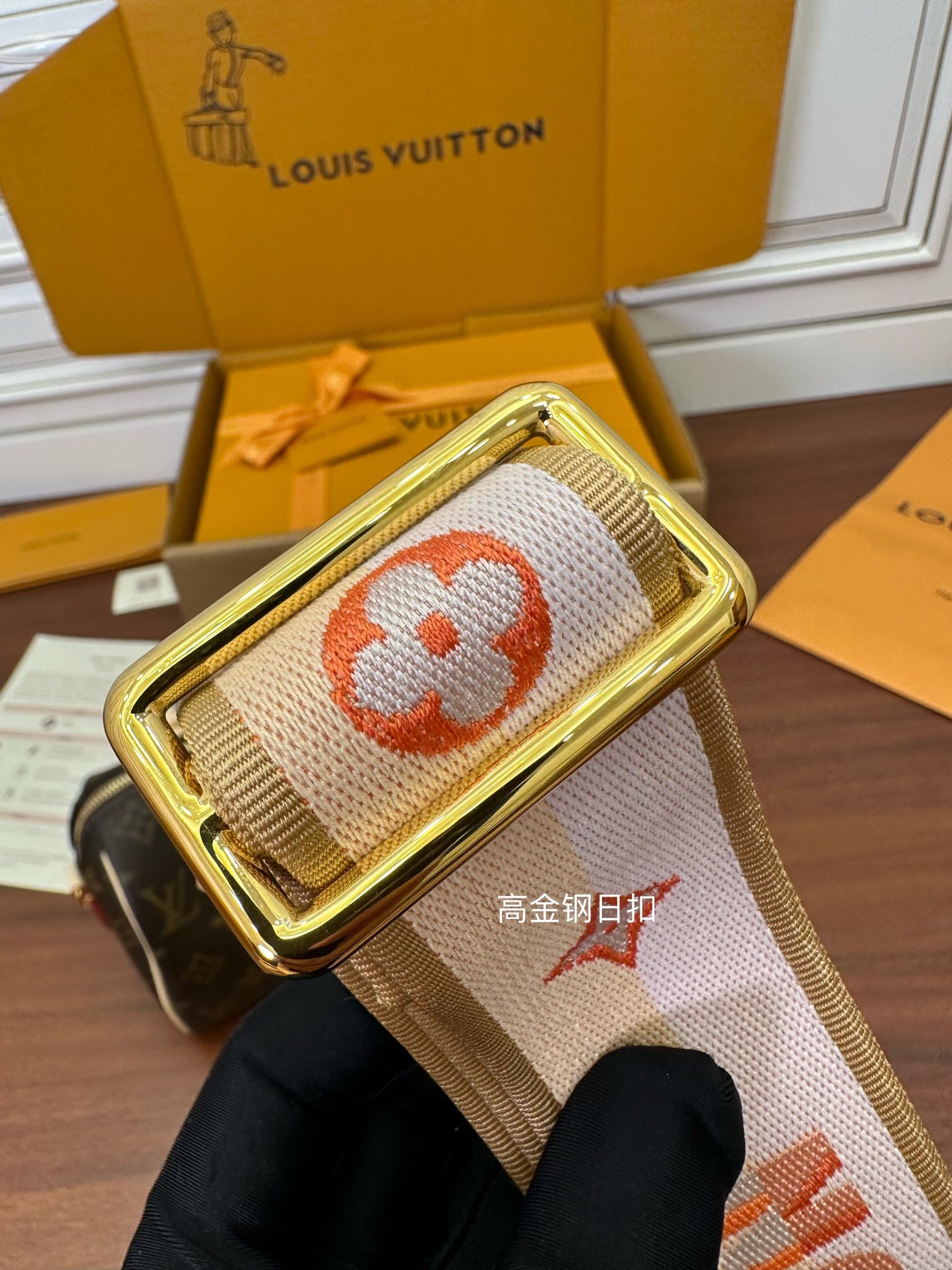 独家首发型号特正版M46594品质全面再次升级专柜同步电子芯片内码新礼盒礼品袋保护纸铜版电子标签合格证皮