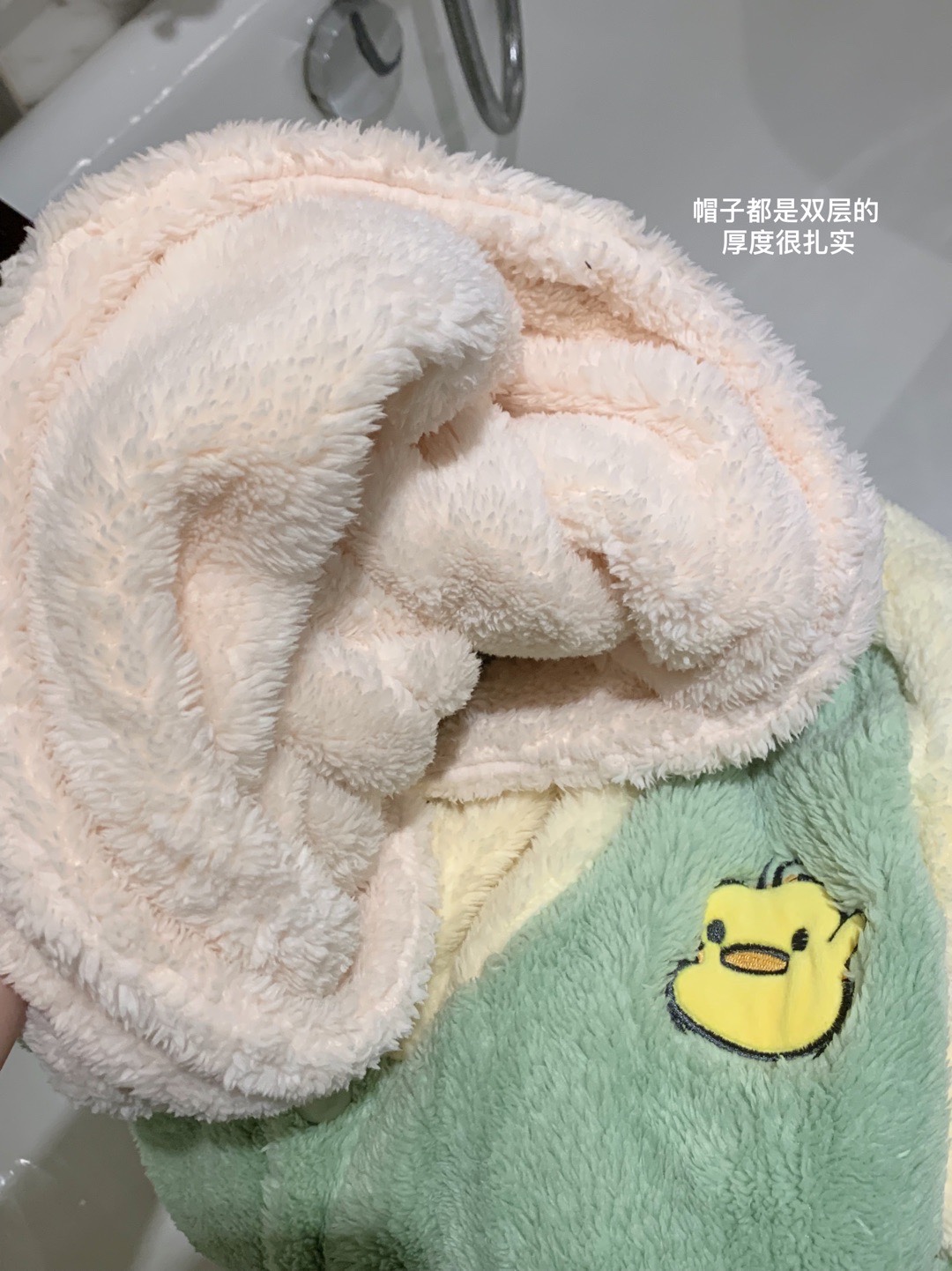 ▪️ Heavyweight plush fleece hooded bathrobe - Comprehensive 3