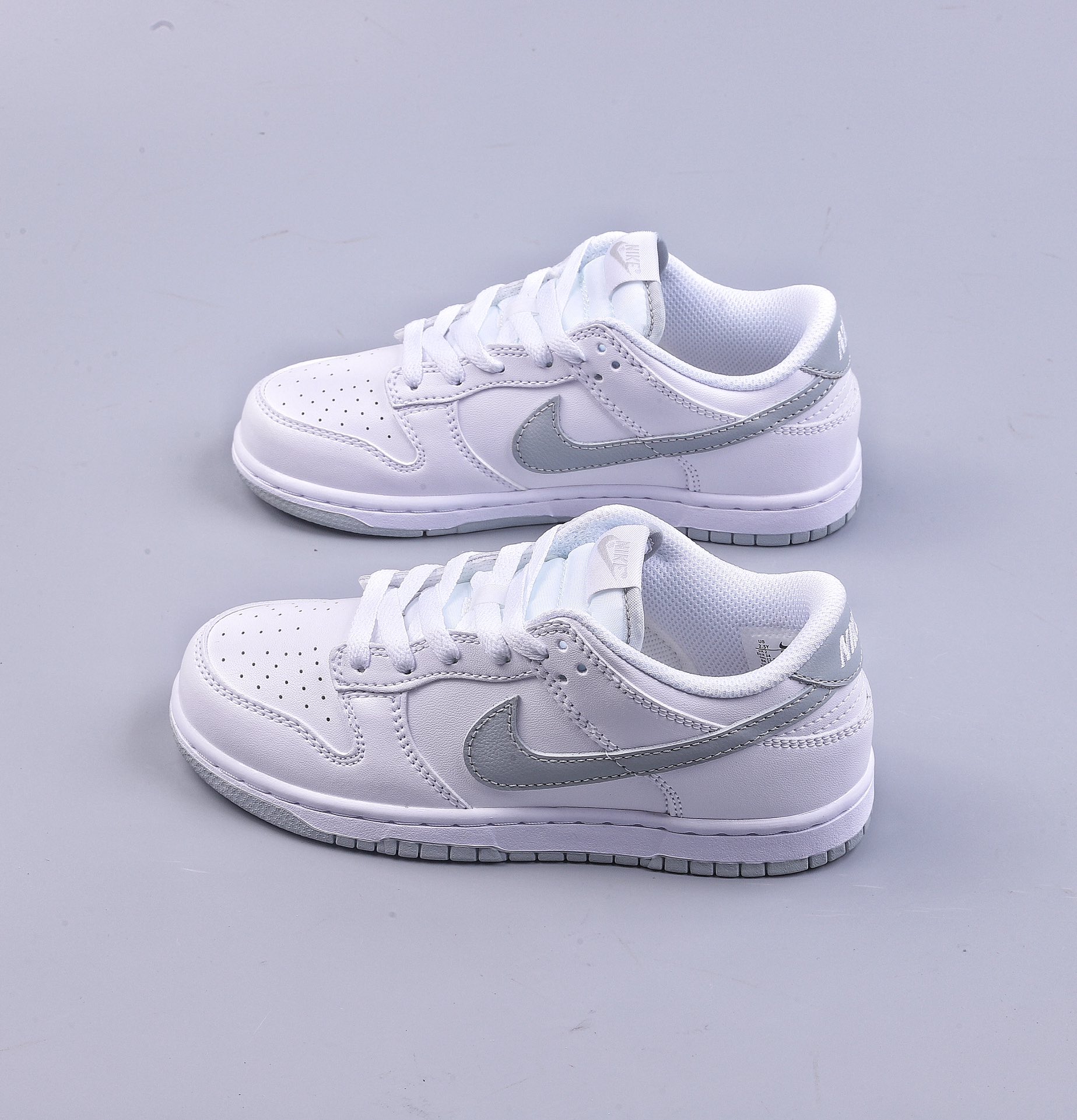 180 C 童鞋 Nike  Dunk Low 白灰色 SB低帮运动休闲童鞋 DH9756-102