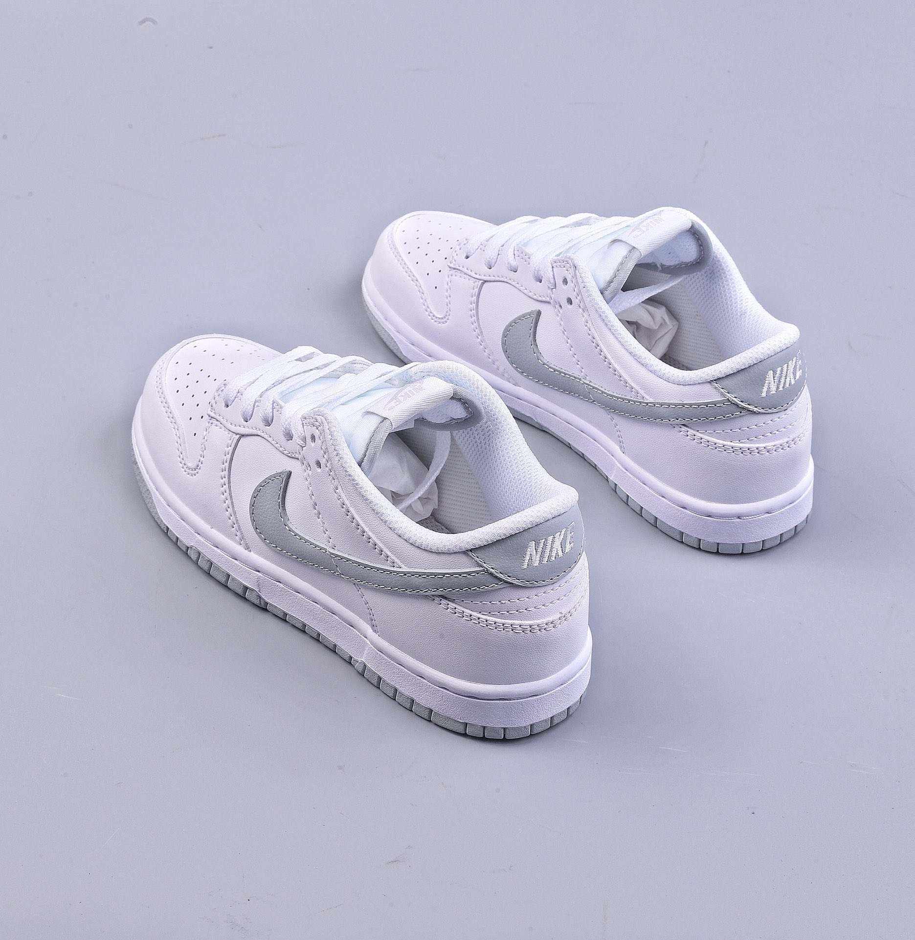 180 C 童鞋 Nike  Dunk Low 白灰色 SB低帮运动休闲童鞋 DH9756-102