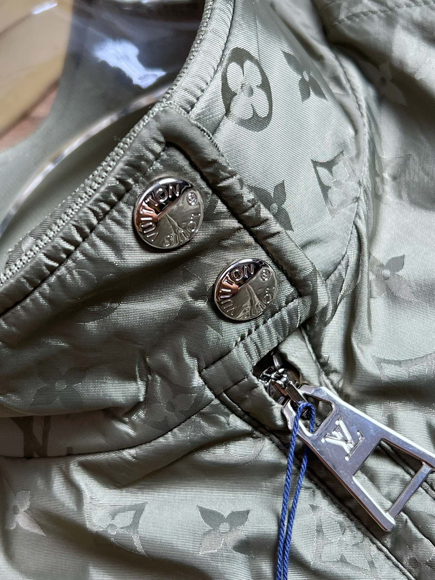 路易威登 Louis Vuitton 高级成衣风衣外套及大衣服饰 #6B891156 4