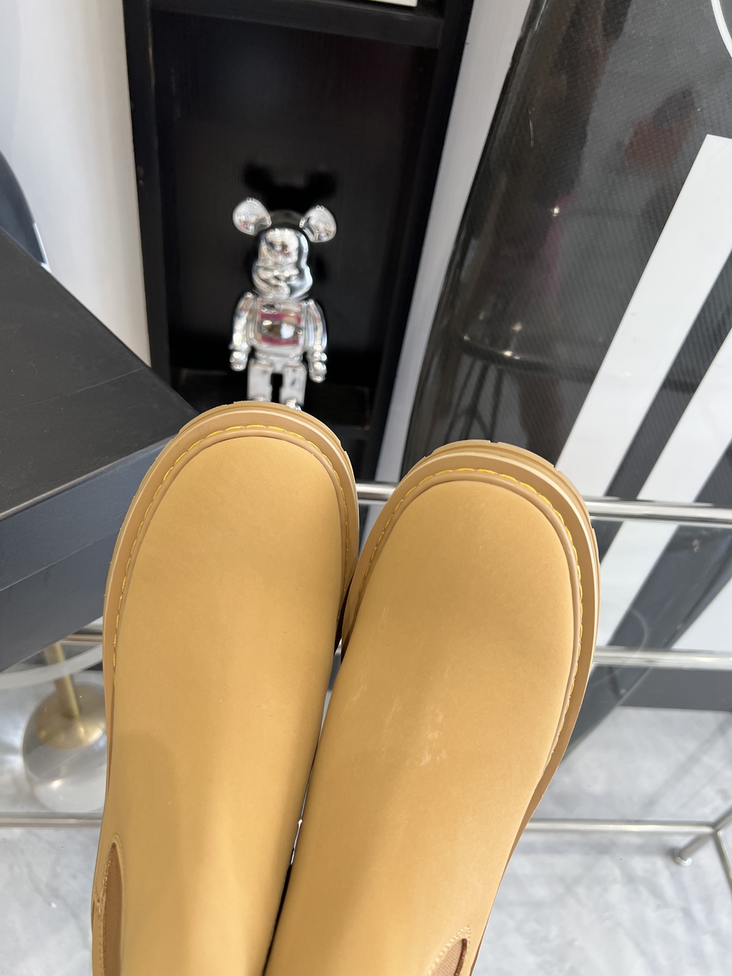 Chromehearts Cross Chelsea Martin’s Boots Original 1×1 with Matching Details and Code Numbers - 图片 6