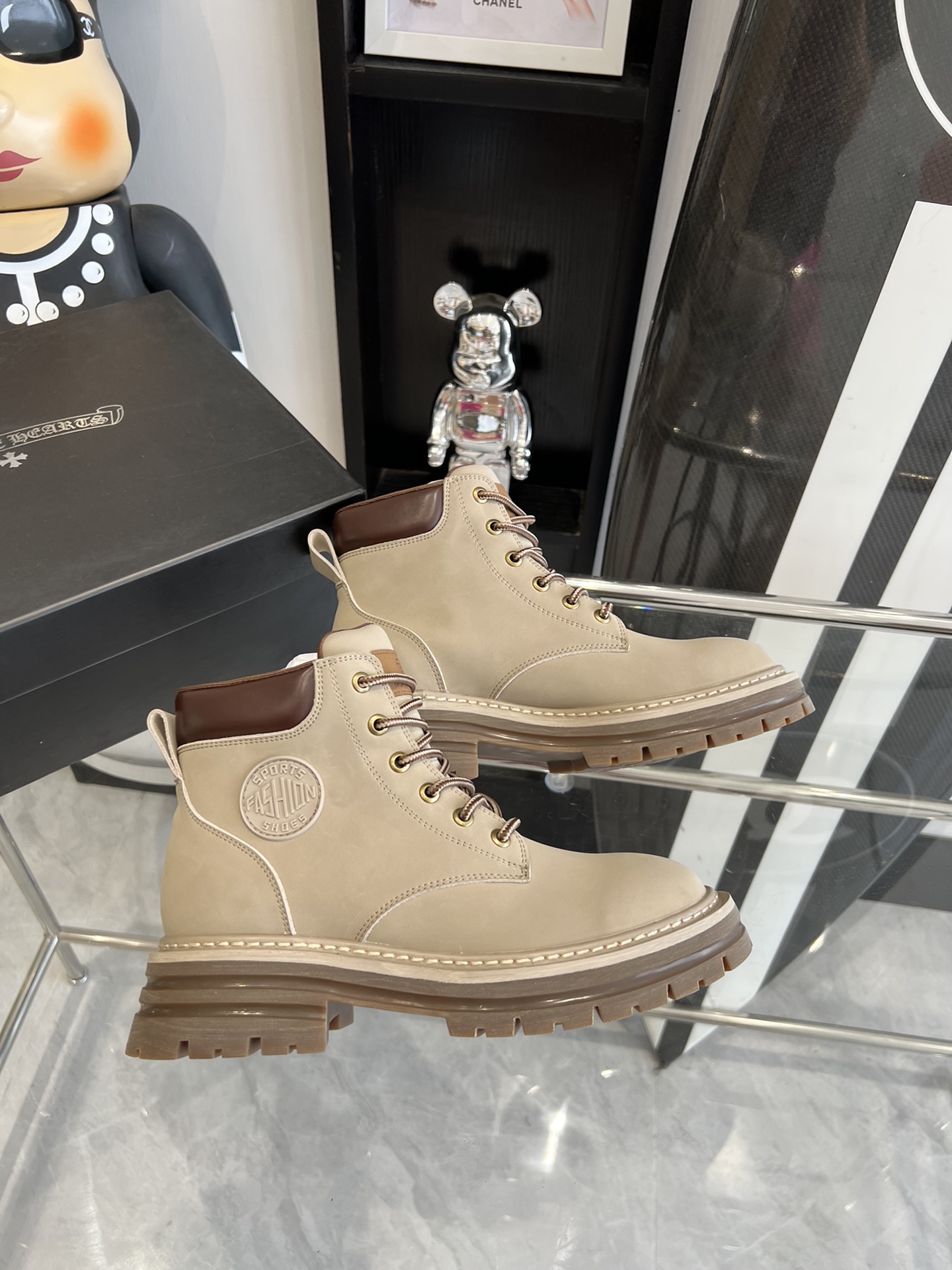 “2023 Chrome Hearts Cross Martin’s Boots: Original 1×1 Development, Sizes 35-40” - 图片 4