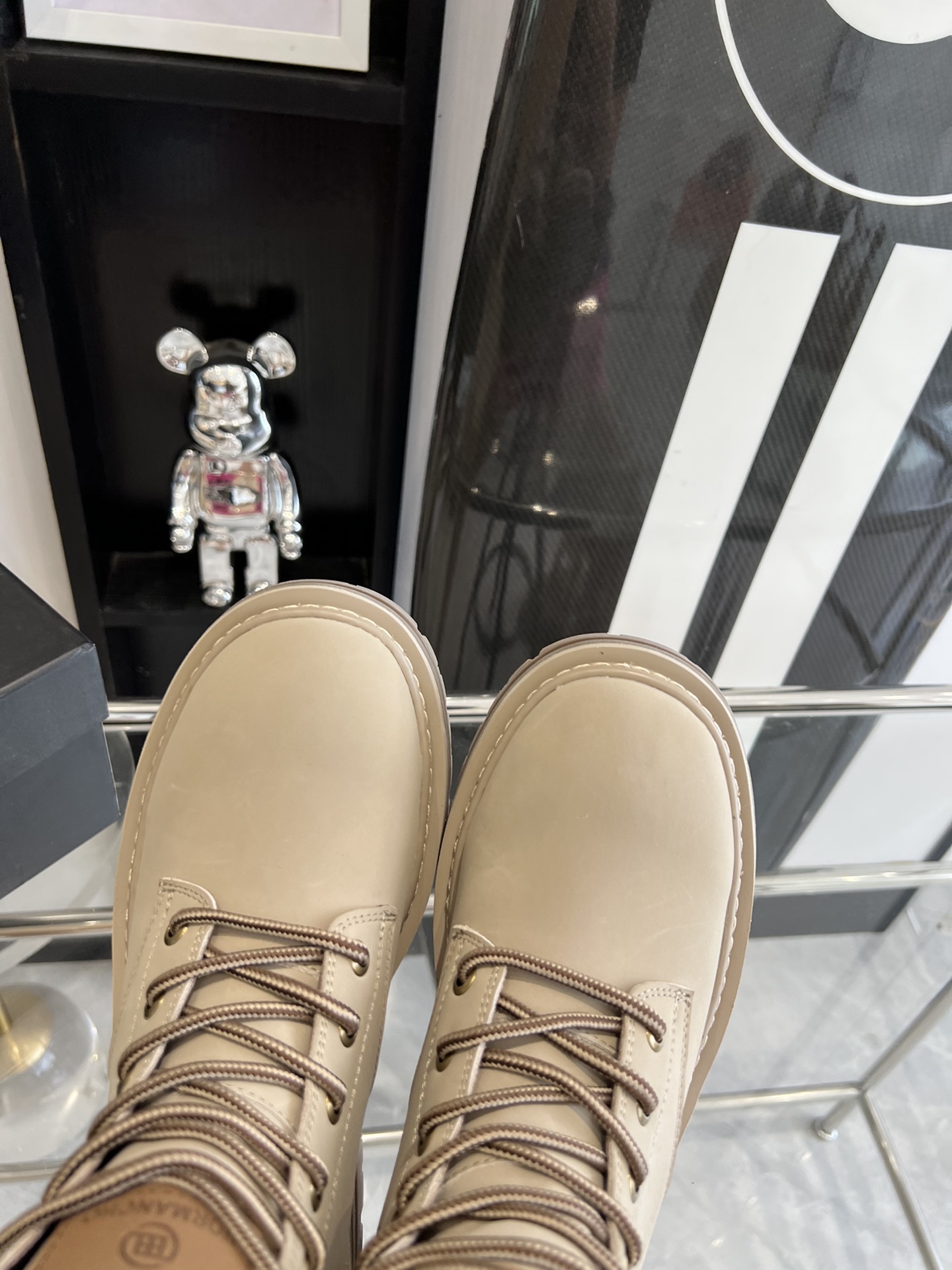 “2023 Chrome Hearts Cross Martin’s Boots: Original 1×1 Development, Sizes 35-40” - 图片 6