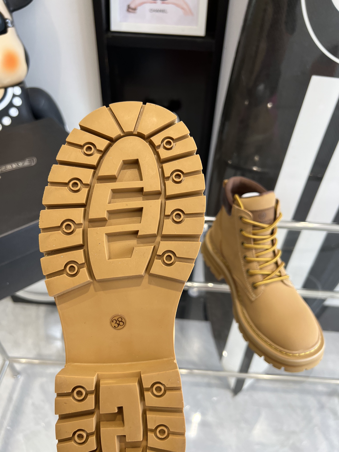 Replica Chrome Hearts Cross and Martin’s Boots with Original Details in Size 35-40 - 图片 8