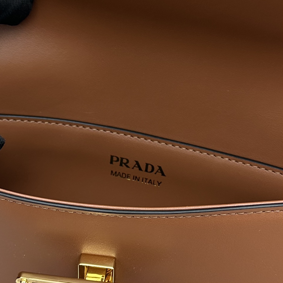 프라다 136579 가방 Prada Bag 썸네일 이미지