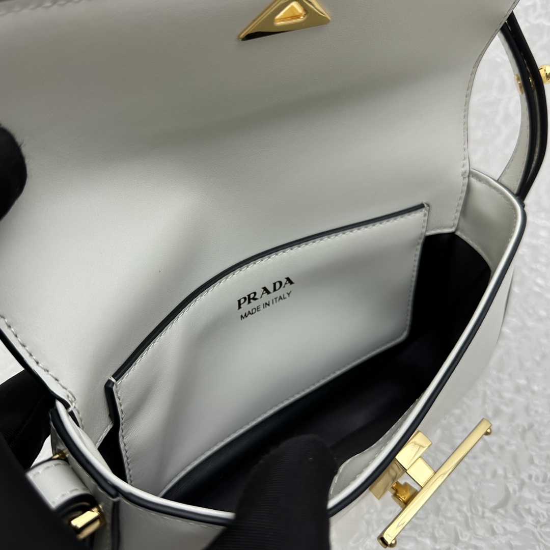 프라다 136580 가방 Prada Bag 썸네일 이미지