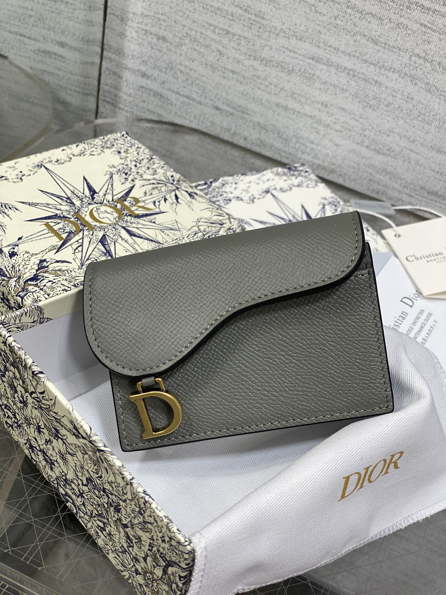 Dior Grey Leather D Letter Buckle Card Holder Business Card Holder Coin Purse