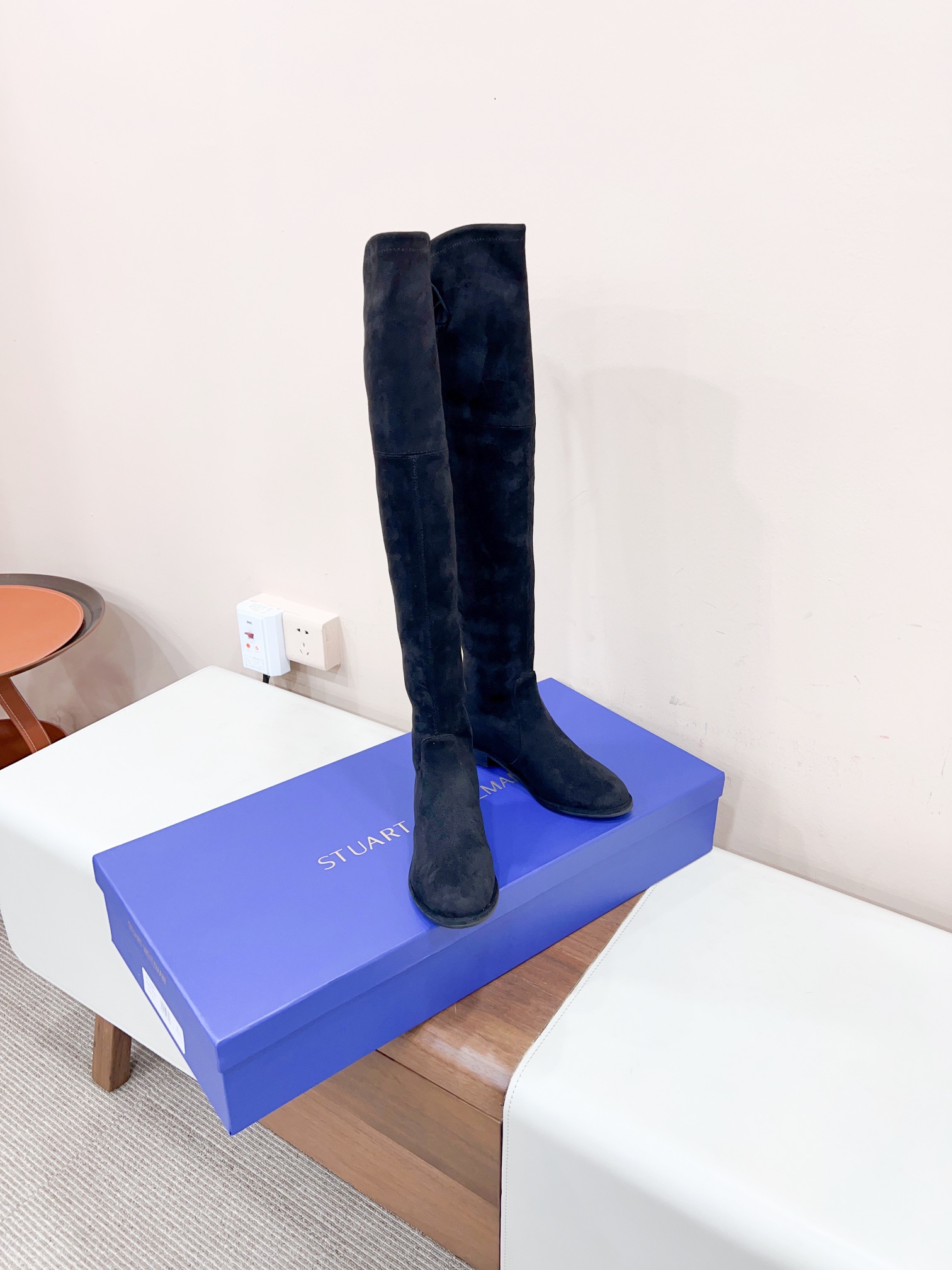 STUART WEITZMAN Boots: Certified 2023s New Collection for Walking and Dancing