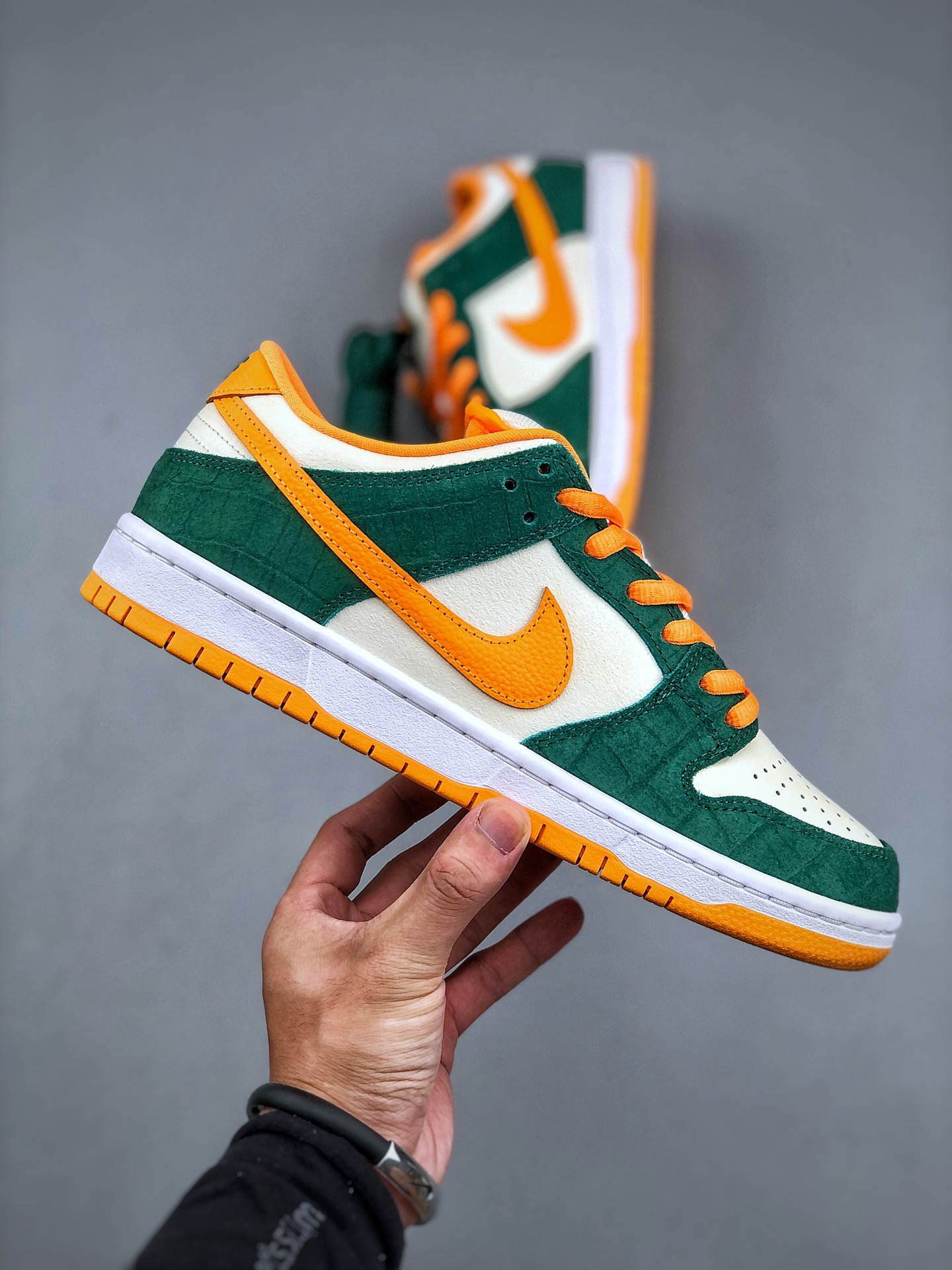 Nike SB Dunk Low "Legion Pine" Sneakers, Low-Top, Comfortable and Stylish 5 i1696455633 3461 3