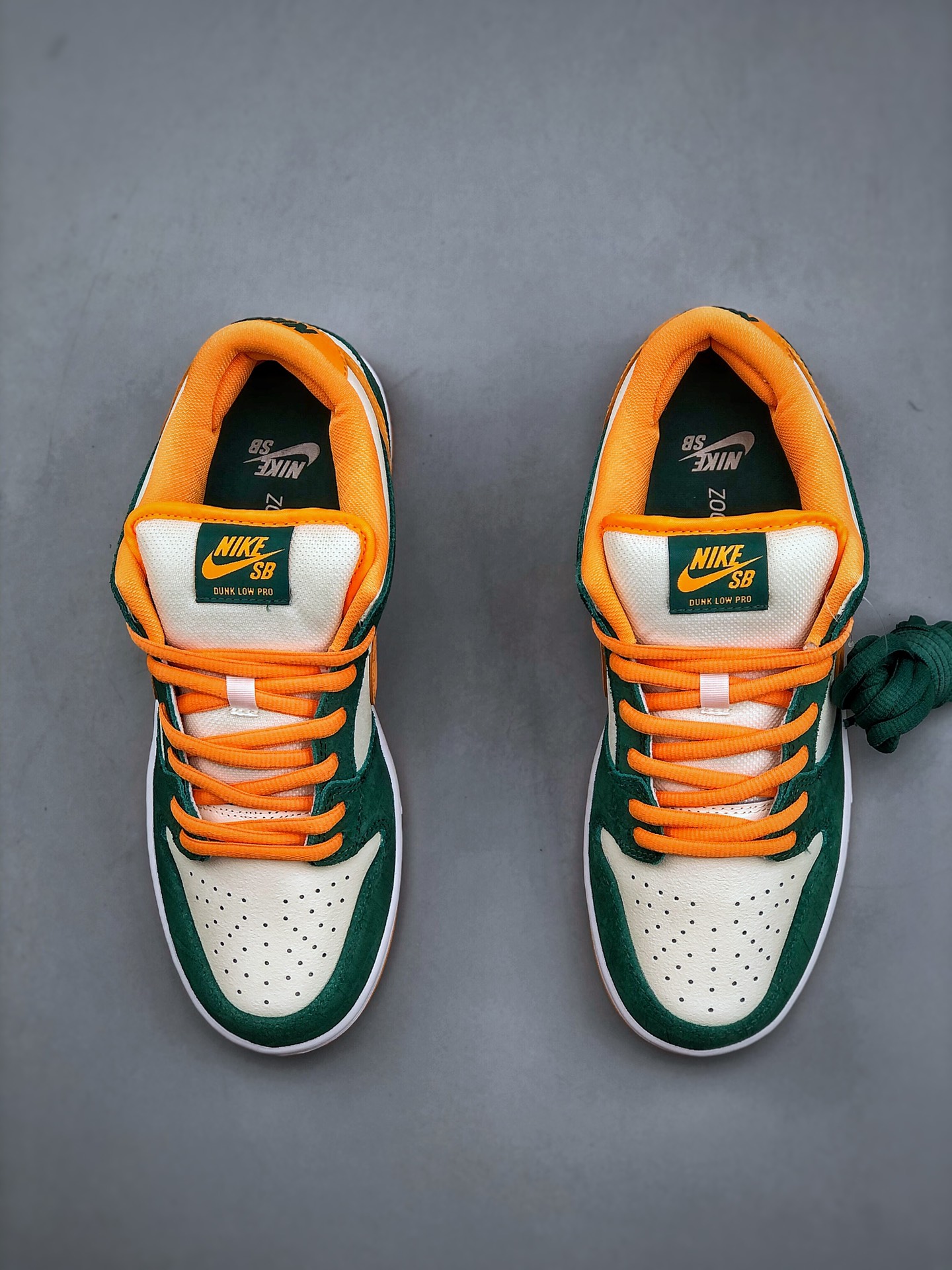 Nike SB Dunk Low "Legion Pine" Sneakers, Low-Top, Comfortable and Stylish 6 i1696455633 896 4