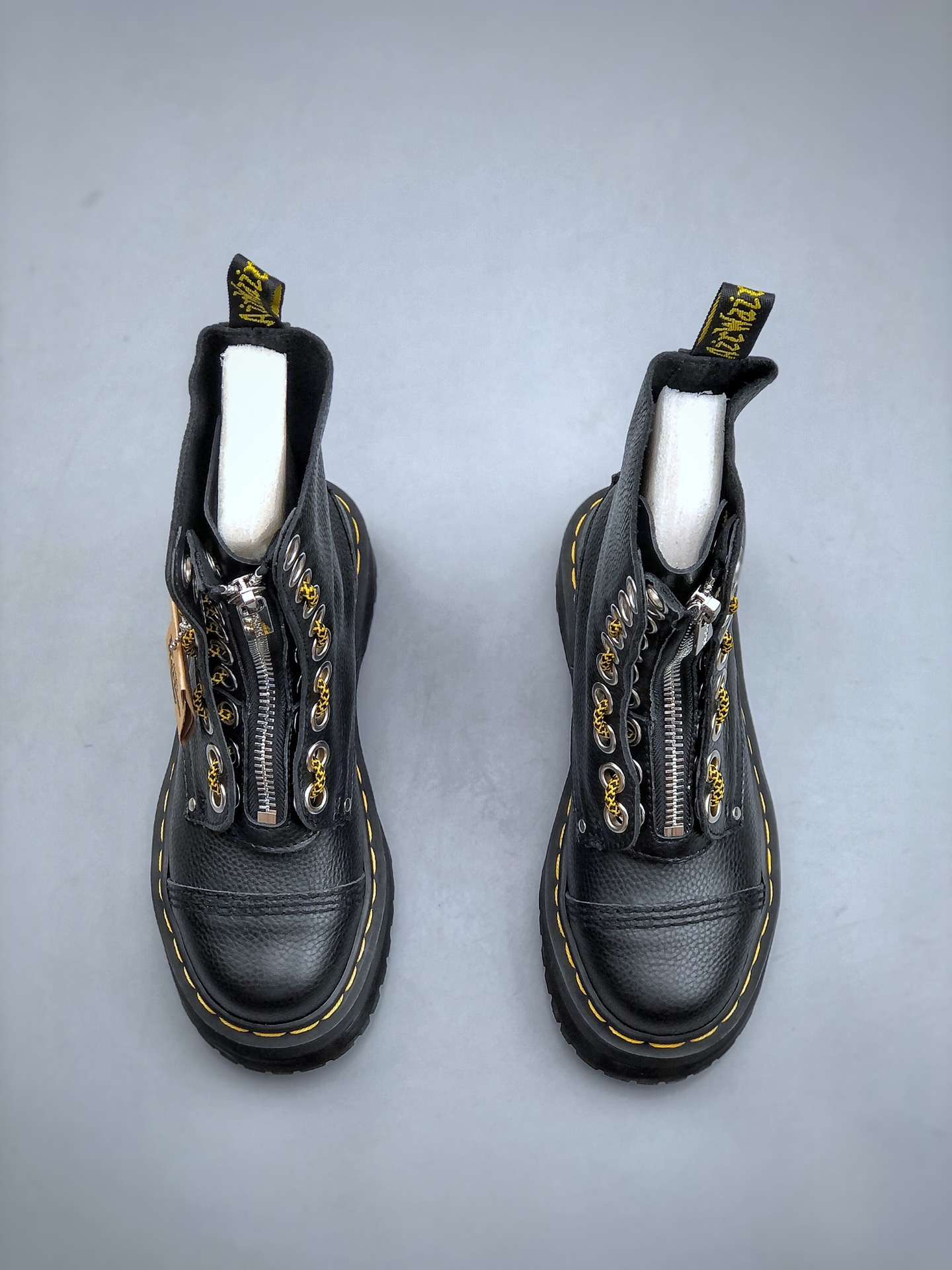 200 Dr.Martens 马汀博士 马丁靴经典款公司规格