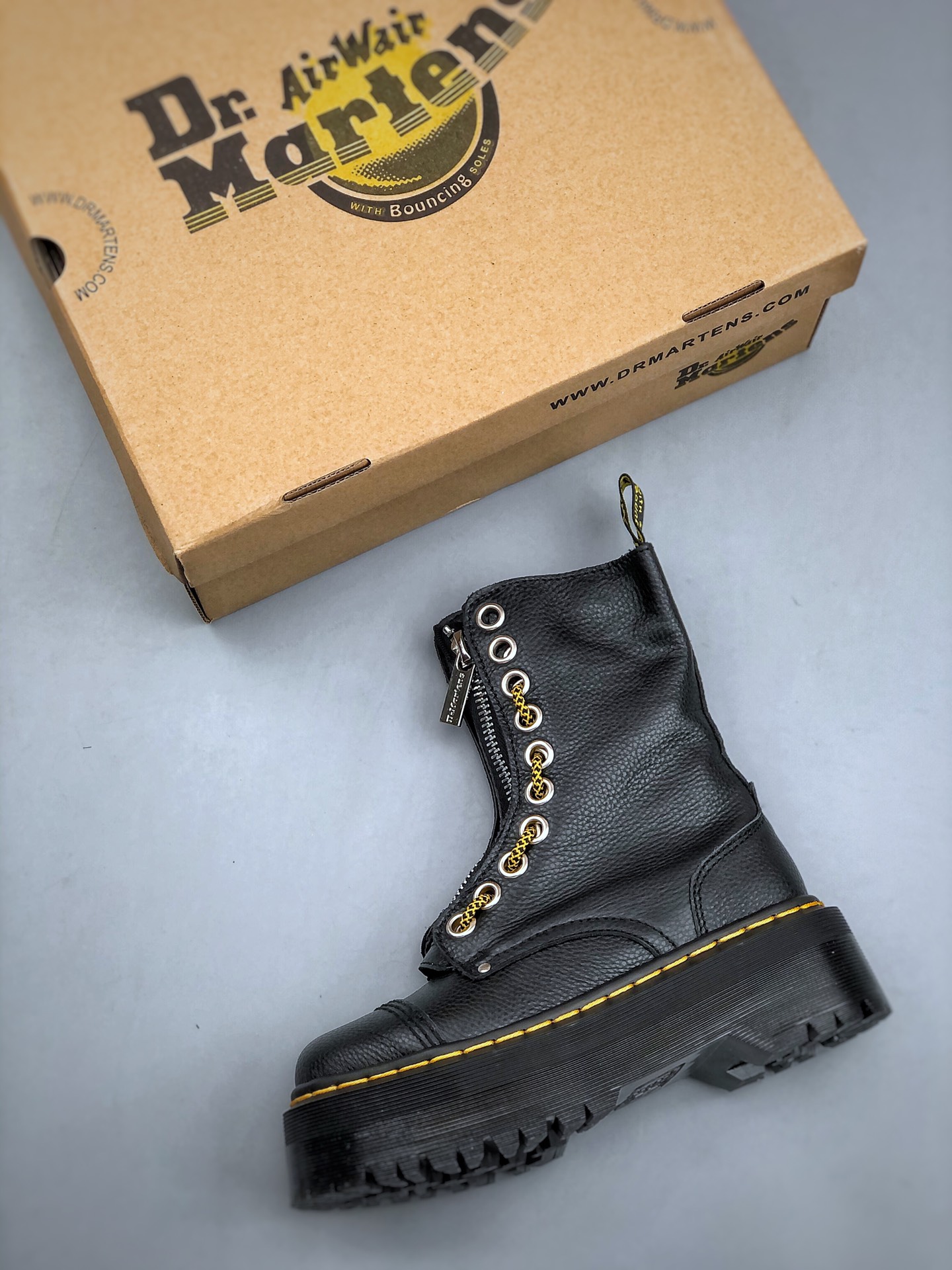 200 Dr.Martens 马汀博士 马丁靴经典款公司规格