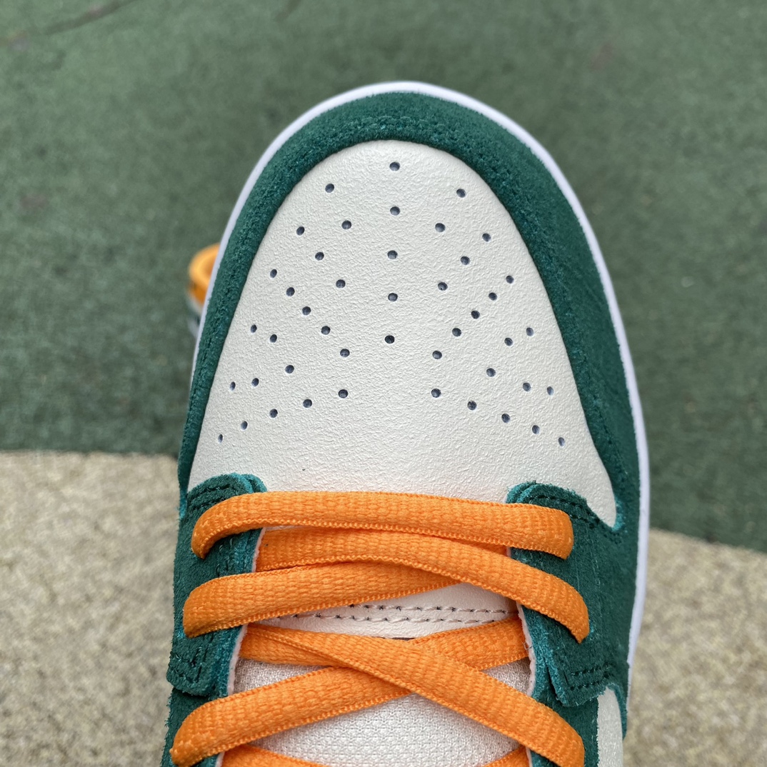 Dunk白绿橙low s2纯原版‼️
尺码：40.5-47，没42.5特价😇
纯原版⚡️ Nike SB