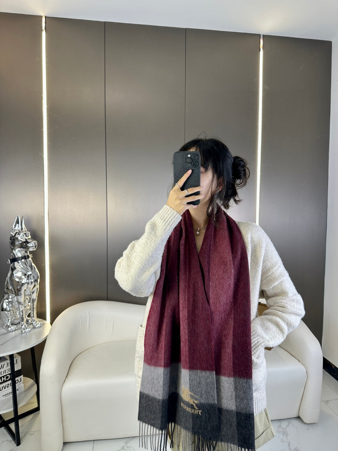 Burberry博柏利 2023新款 经典格子战马 男女通用情侣款围巾