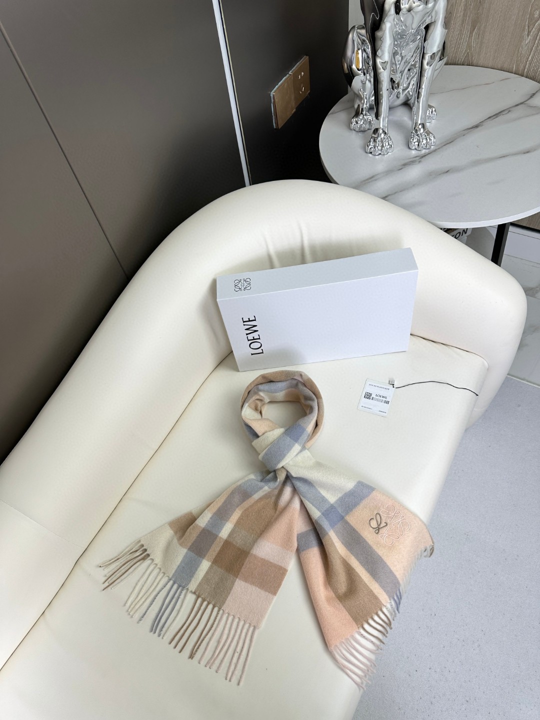 LOEWE 小logo双色刺绣羊绒围巾