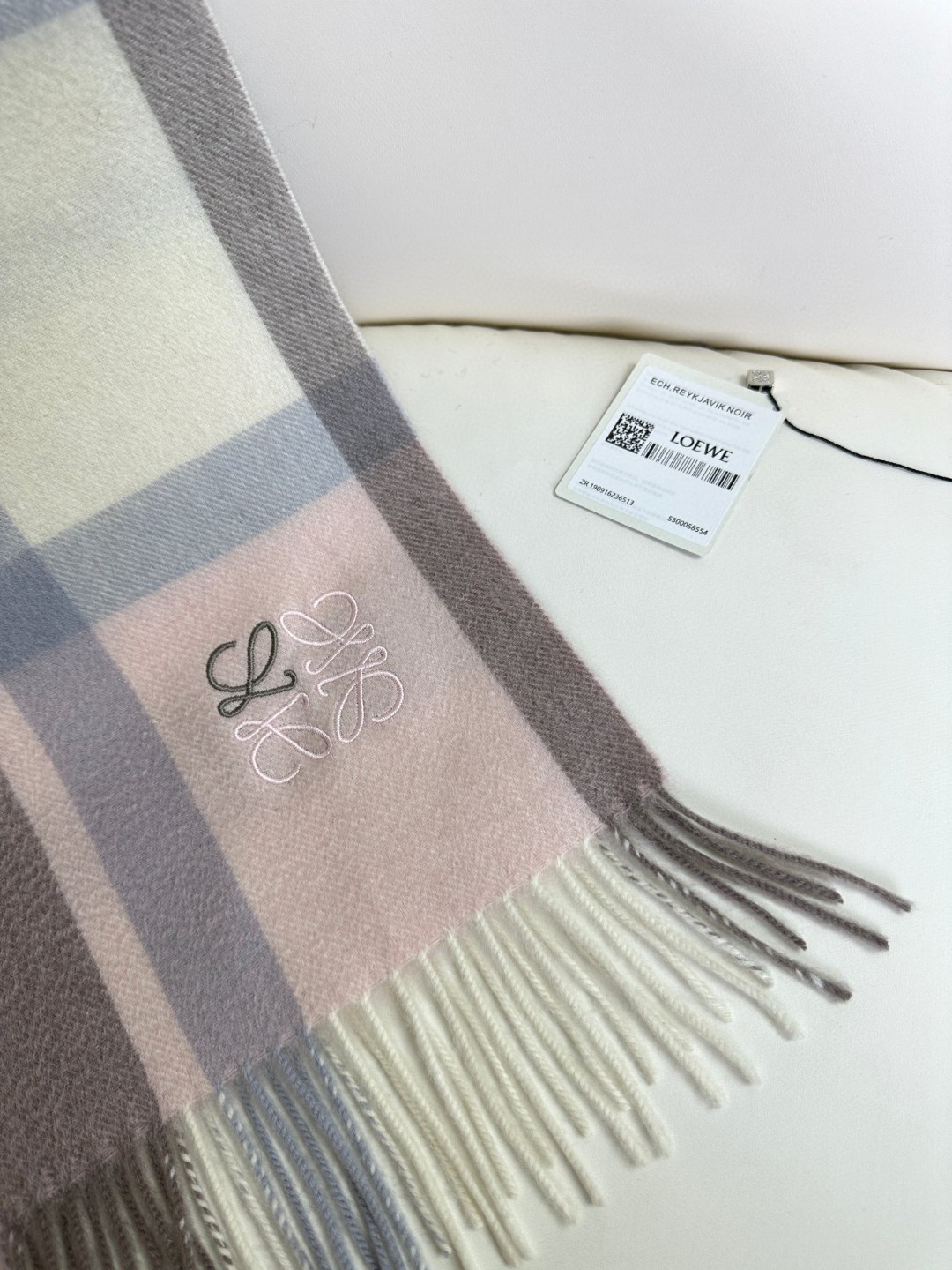 LOEWE 小logo双色刺绣羊绒围巾