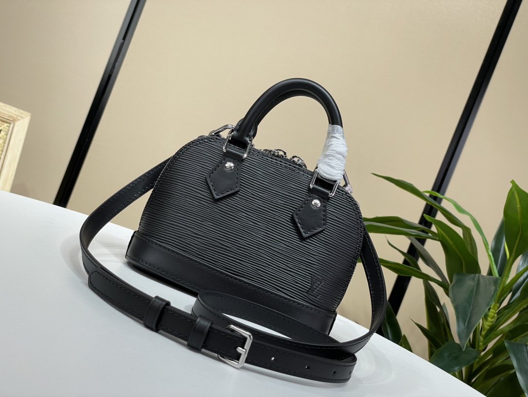Louis Vuitton LV Nano Alma version inspection, official sale M82403 black (water rippled cowhide)