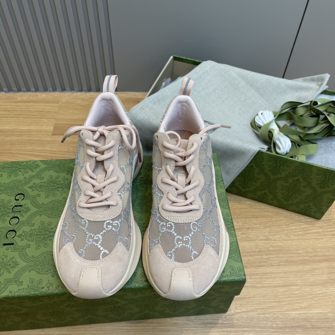 GUCCI Run baskets en mesh cristal basses à lacets