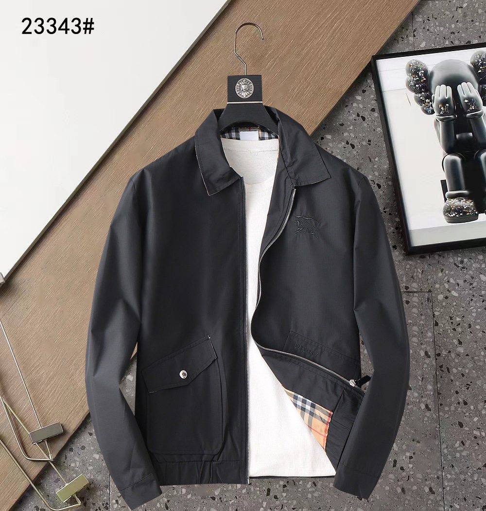 NO:120762,Burberry's new men's jacket in the spring of 2025, the original single three-standard high-end version!  Customized fabrics for counters are breathable and comfortable, with impeccable details, brand elements design concept, professional purchasing level reflects high quality. The feel is delicate and soft!  It is casually cut, with a great upper body style!  Code number M~XXXL, burberry, jackets & coats, jackets & coats, alexander wang19860909巴宝莉 2025开春新款男士夹克外套,原单三标齐全高端版本！专柜定制面料 透气舒适度高,细节无可挑剔,品牌元素设计理念,专业代购级体现高品质.手感细腻柔软！呈现休闲裁剪,上身版型超赞！码数M～XXXL,,burberry,jackets & coats,jackets & coats,alexander wang,Men's clothing