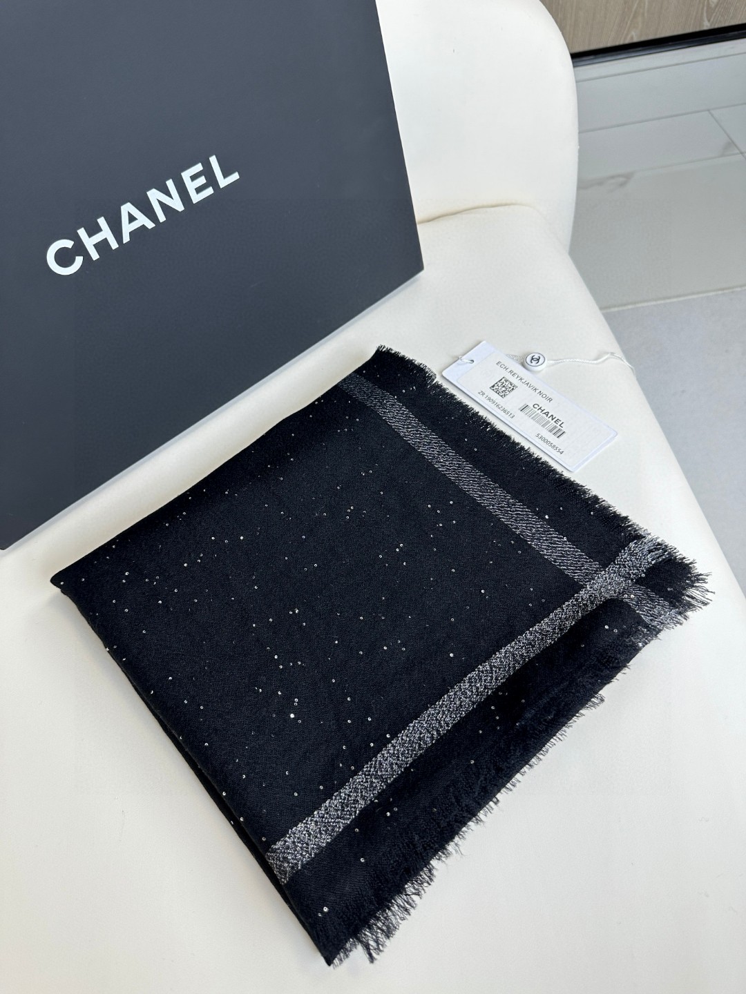 CHANEL 超细羊毛羊绒纱线围巾