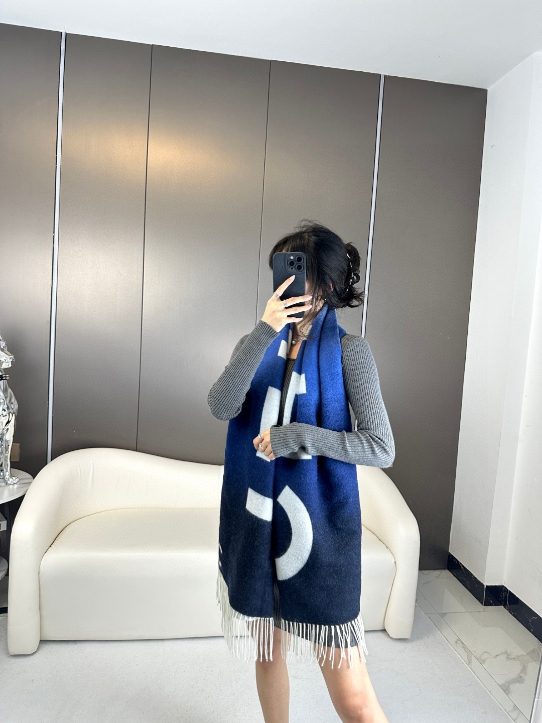 CHANEL 渐变双面围巾披肩