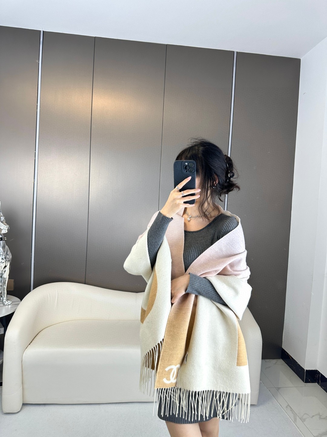 CHANEL 渐变双面围巾披肩