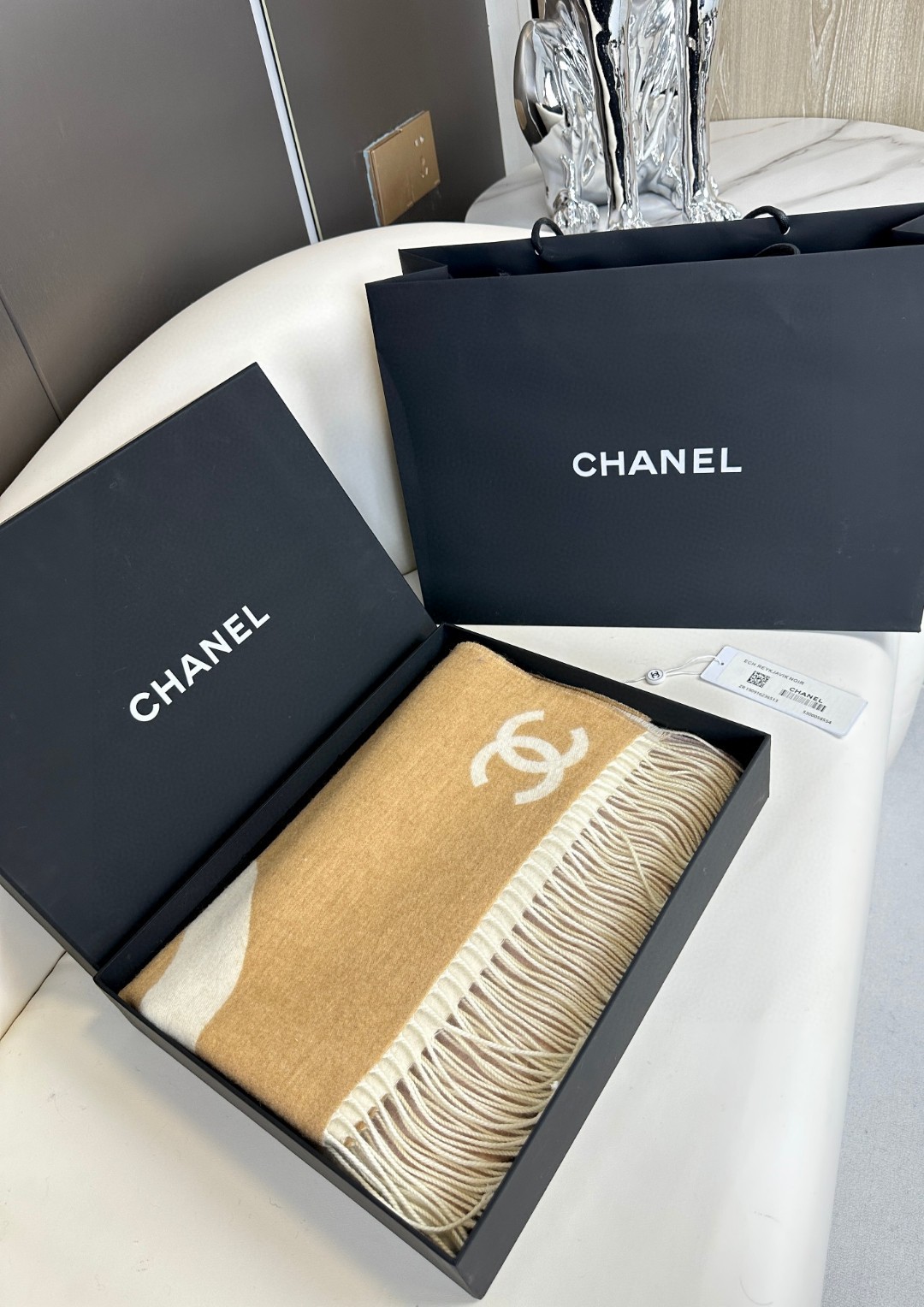 CHANEL 渐变双面围巾披肩