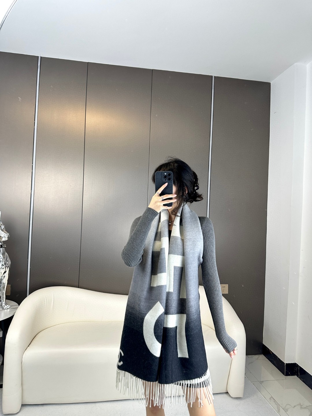 CHANEL 渐变双面围巾披肩
