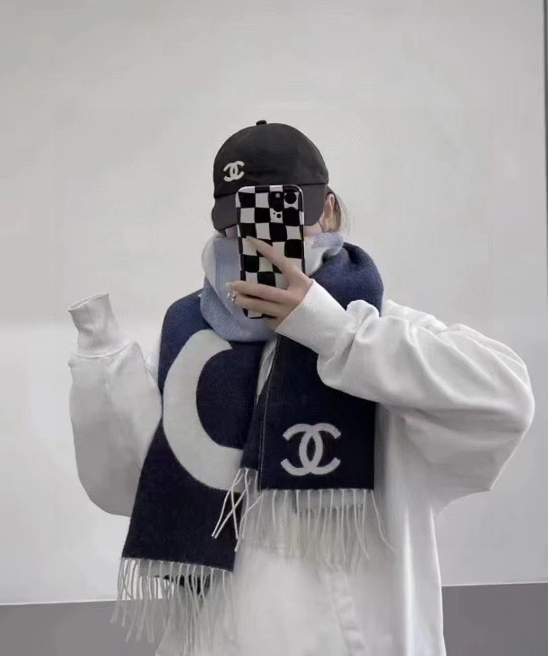 CHANEL 渐变双面围巾披肩