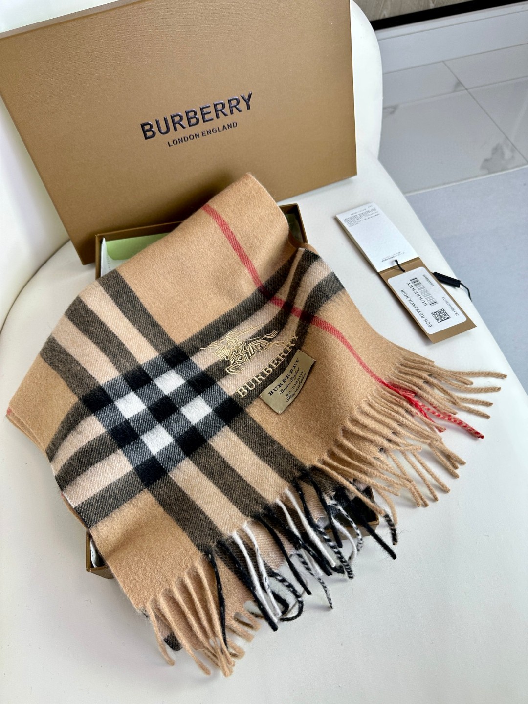 Burberry博柏利 刺绣战马 羊绒格纹围巾