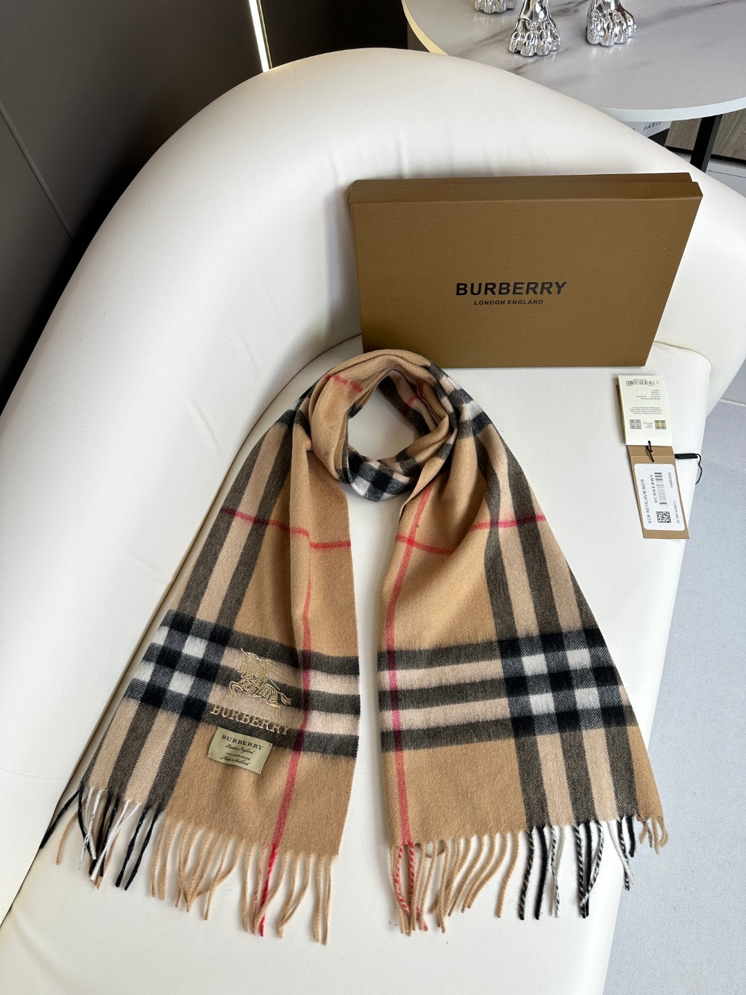 Burberry博柏利 刺绣战马 羊绒格纹围巾