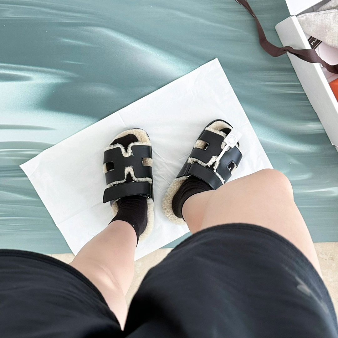 NO:545709,Necessary for lazy wear, second uncle's furnished slippers, furnished slippers, slippers19860909懒人穿搭必备 二舅毛毛拖鞋,毛毛鞋拖鞋,slippers,Women's Shoes