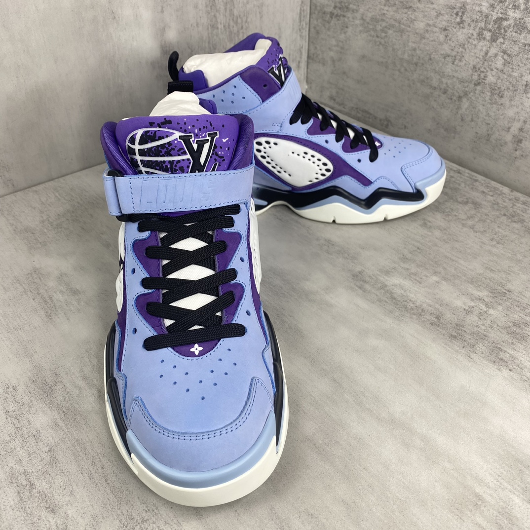 Louis Vuitton 新款上架 LV Trainer 2.0 全新设计 篮球鞋 无论鞋型 设计 舒适度 都完美 购入 完美