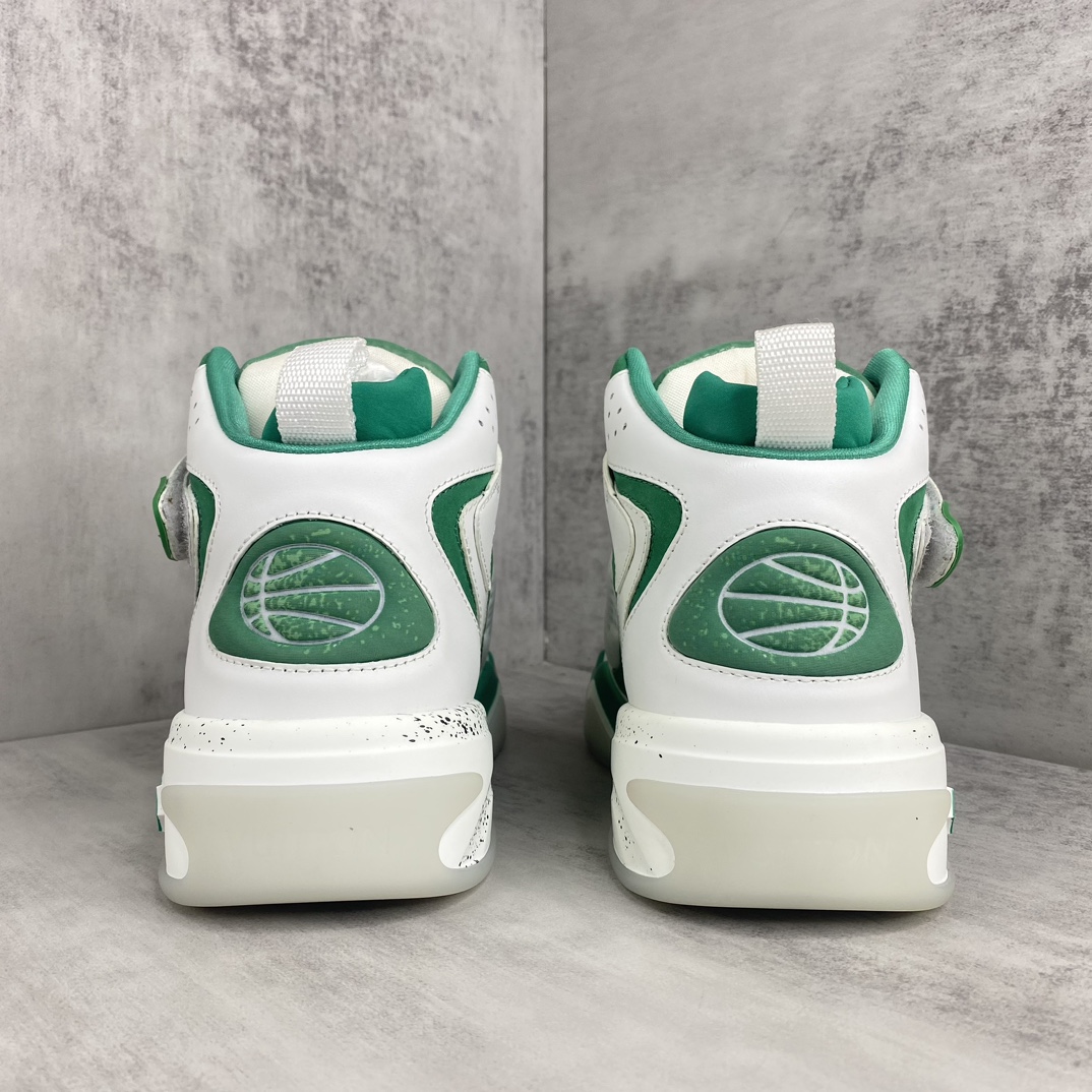 Louis Vuitton 新款上架 LV Trainer 2.0 全新设计 篮球鞋 无论鞋型 设计 舒适度 都完美 购入 完美