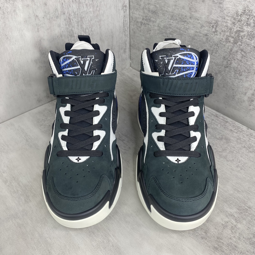 Louis Vuitton 新款上架 LV Trainer 2.0 全新设计 篮球鞋 无论鞋型 设计 舒适度 都完美 购入 完美