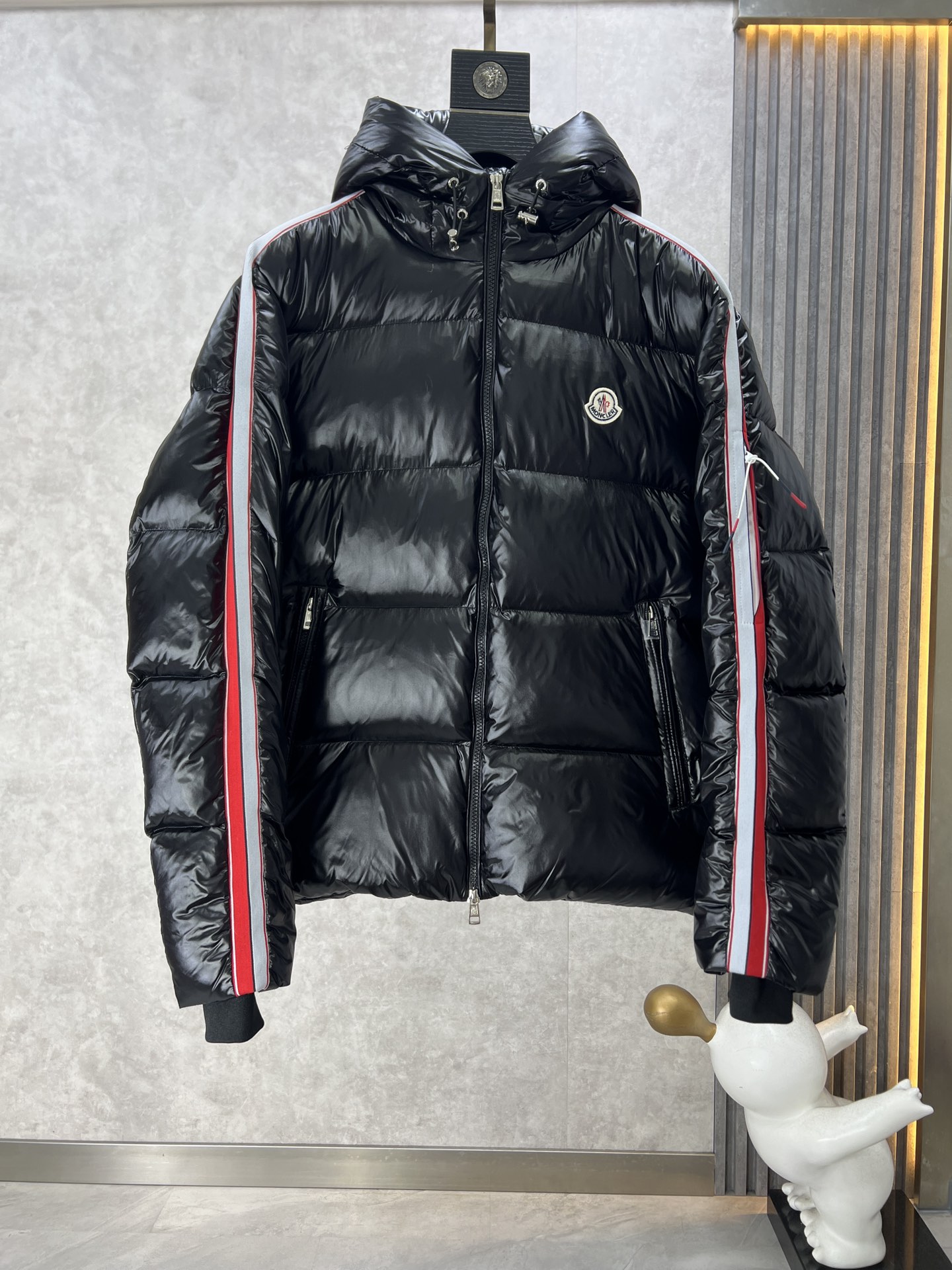 ， 蒙口 秋冬新款🆕羽绒服 原版11订制五金配件全进口原版定制 欢迎专柜对比 绝对的高品质 采用顶级95