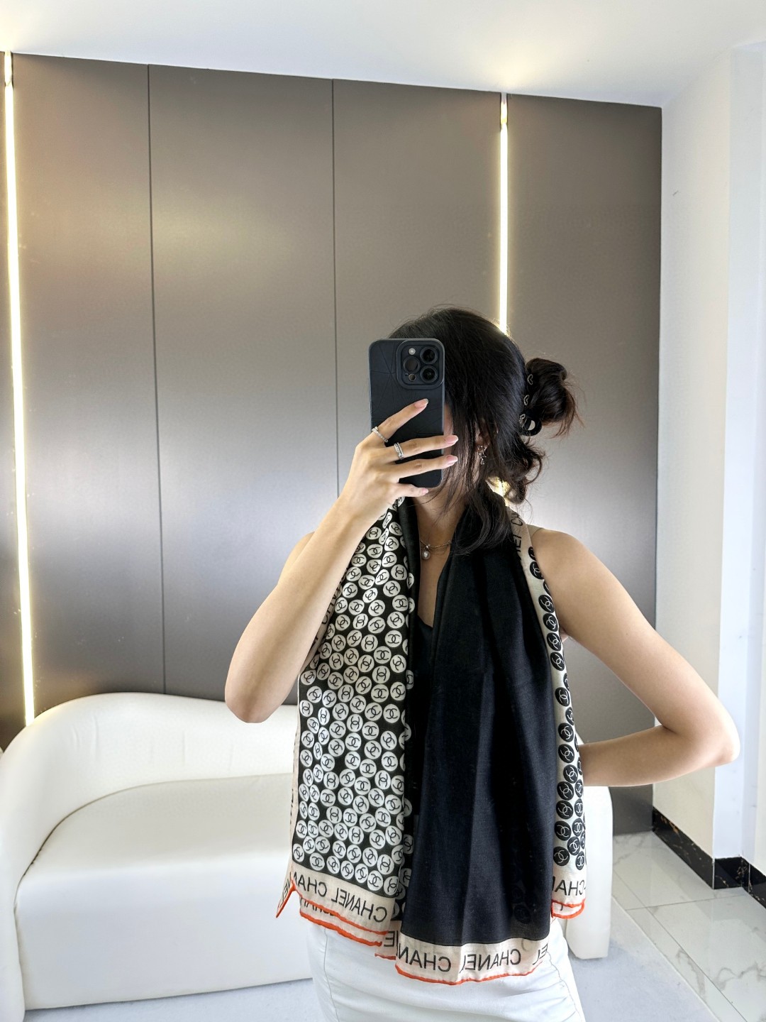 CHANEL 《元气泡泡》山羊绒围巾