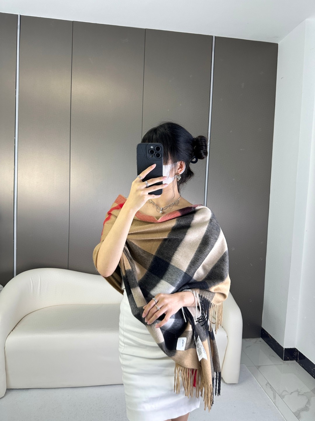 Burberry博柏利 经典大格子大披肩