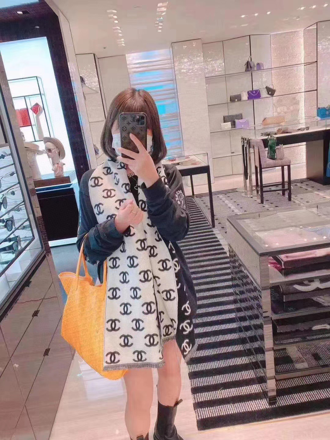 CHANEL 经典双面围巾披肩
