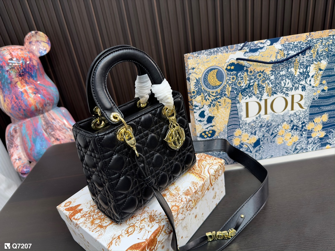 Réplique de chaque concepteur
 Dior Lady Sacs À Main Sacs À Bandoulière & À Épaule