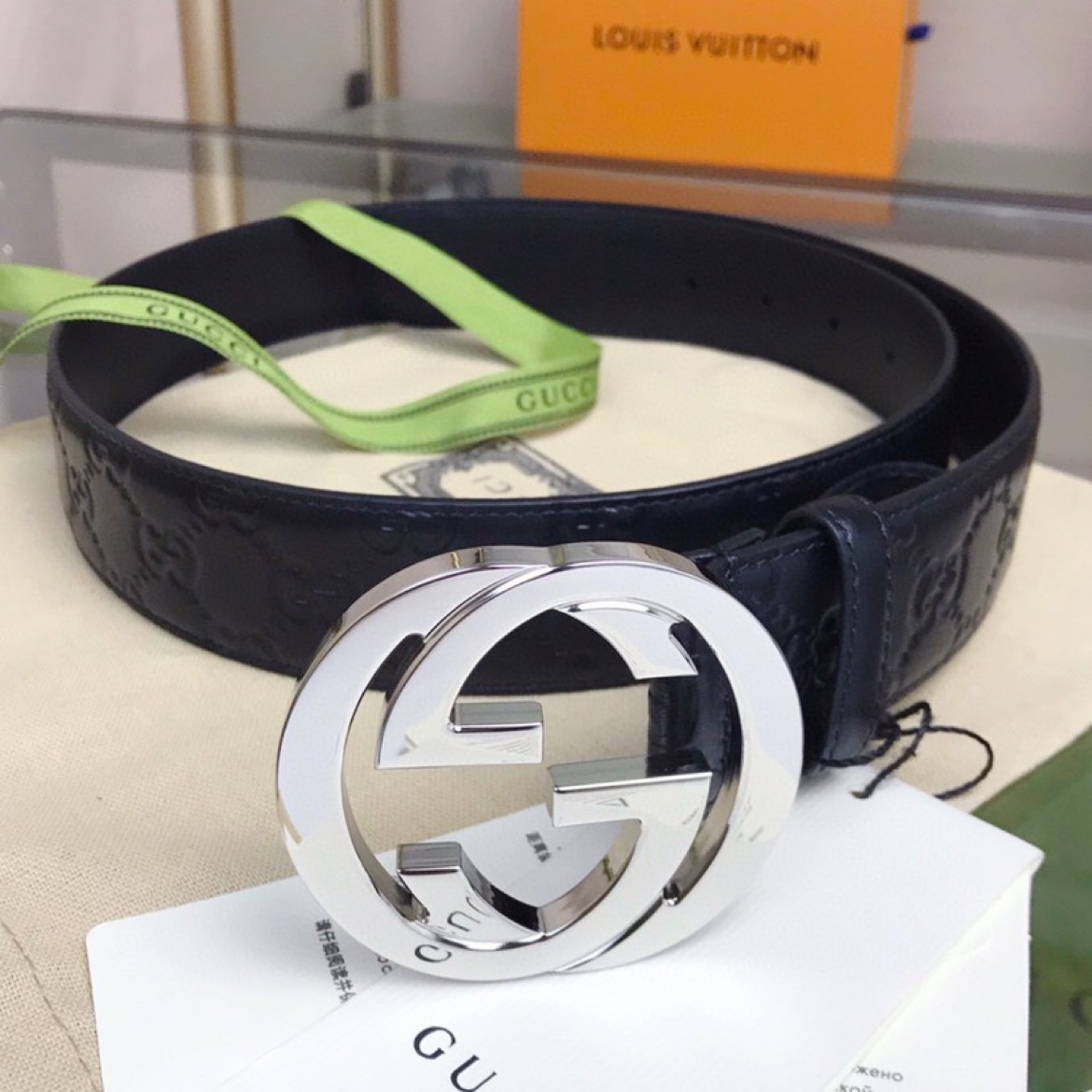 代购品质Gucci Signature皮革腰带（意大利进口皮）款号 CWC1N 1000互扣式双G带扣腰