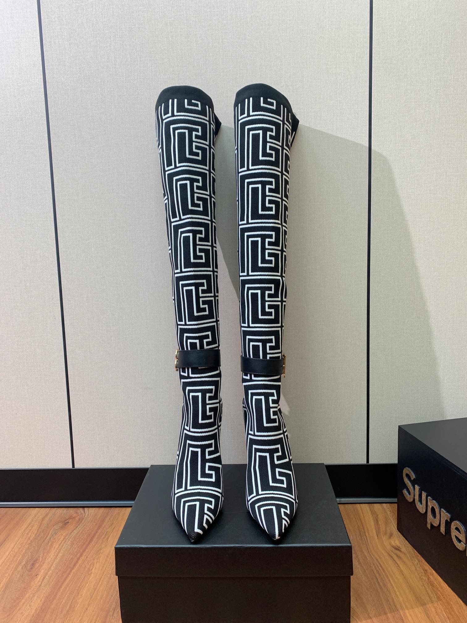 【Balmai*】针织弹力长靴！海外订购原版，1:1完美复刻！材质：原版定制飞织鞋面，牛皮垫脚，真皮大底