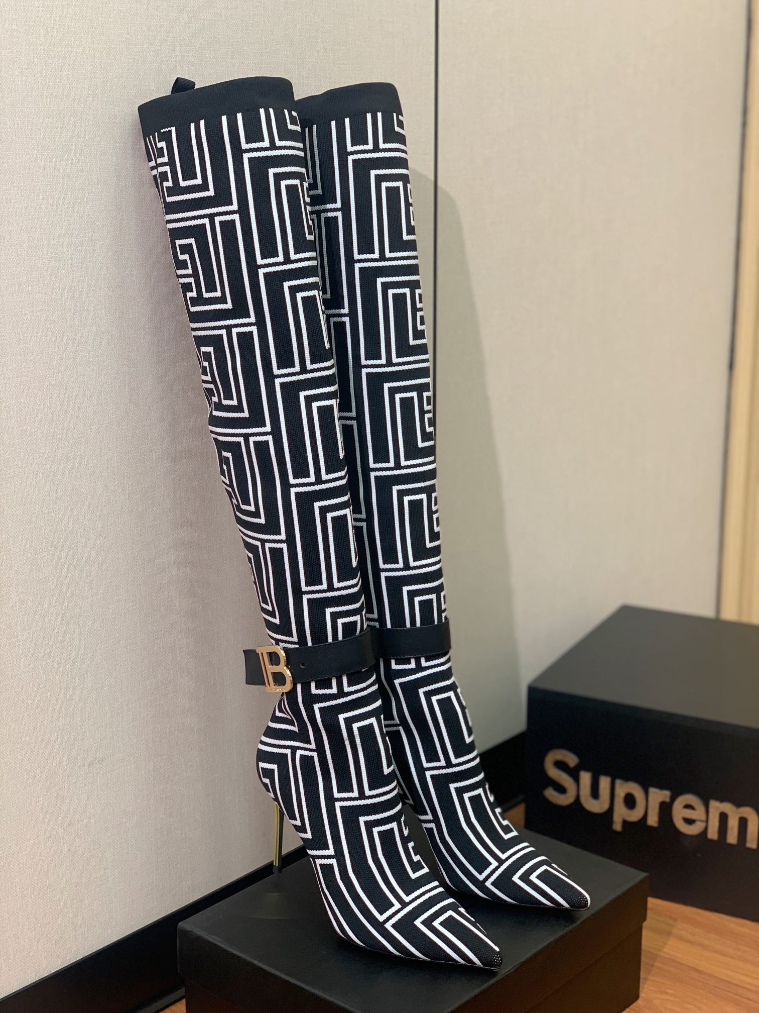 【Balmai*】针织弹力长靴！海外订购原版，1:1完美复刻！材质：原版定制飞织鞋面，牛皮垫脚，真皮大底